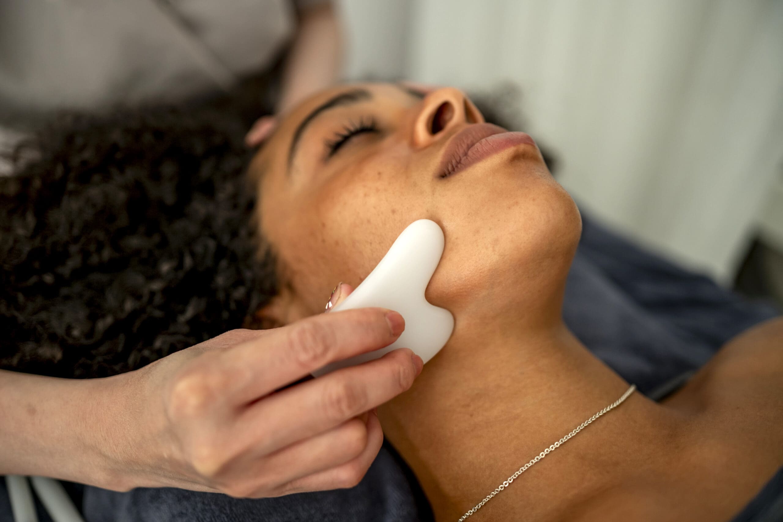 Relaxing oxygen facial treatment at Skinversity